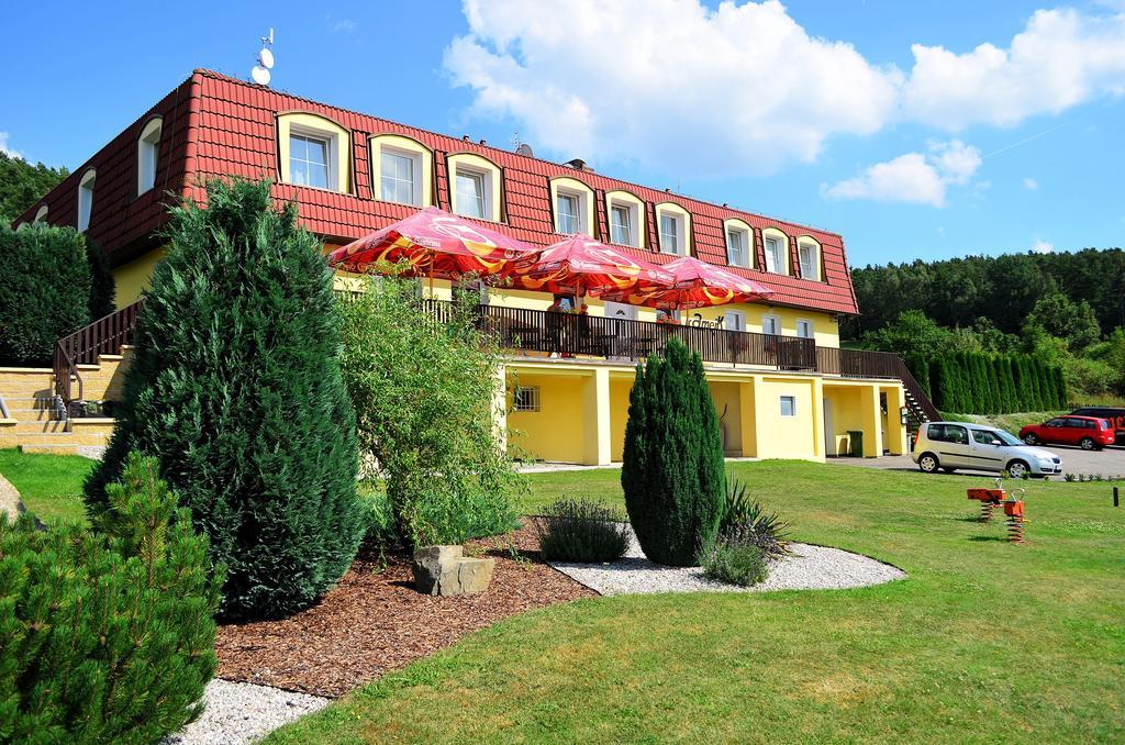 Penzion Kamejk Kamyk nad Vltavou Exterior foto